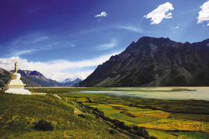 那一天，你我相逢在然烏湖邊